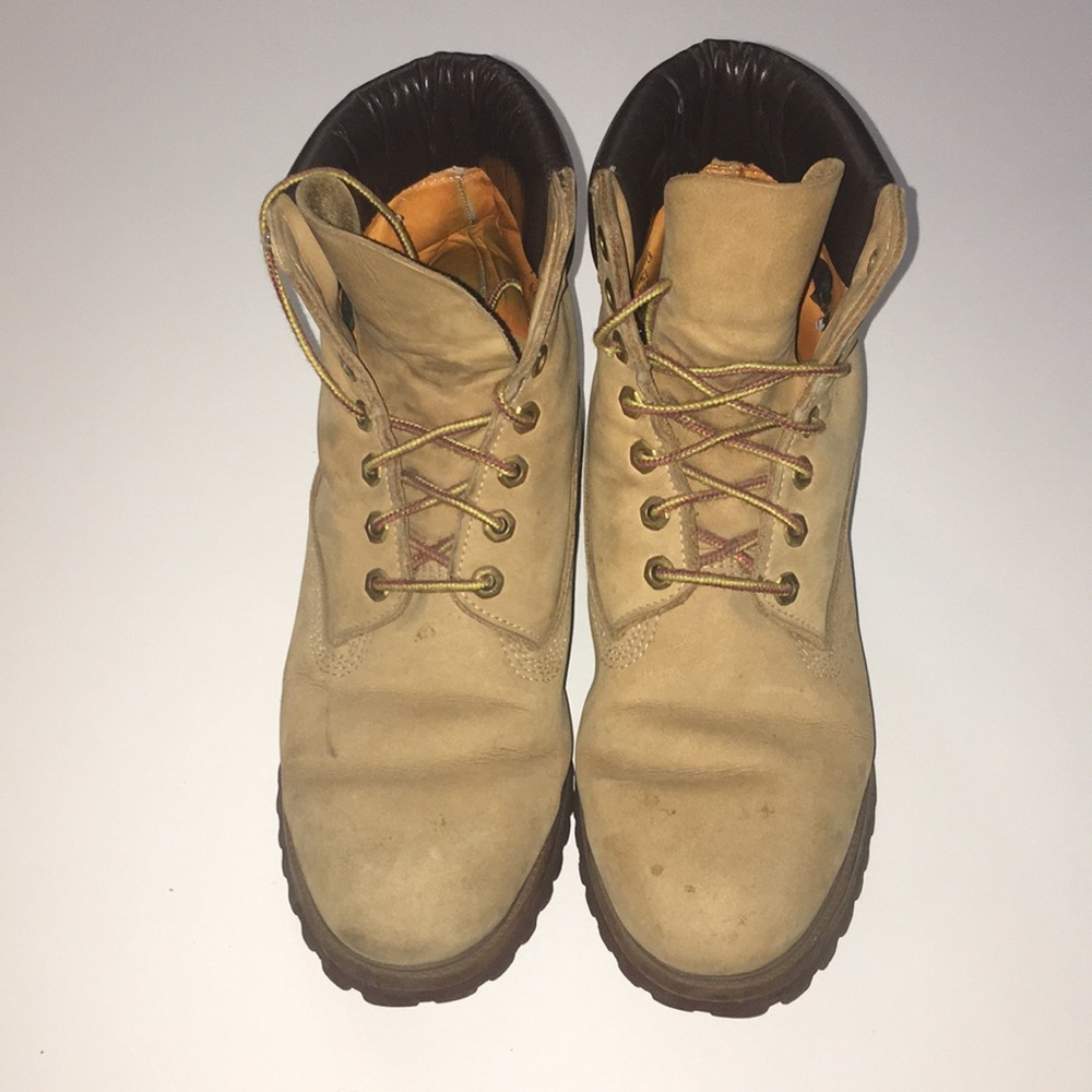 Men’s used Timberland hiking boots
